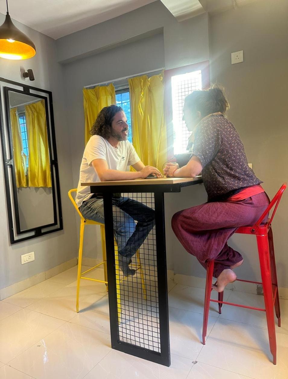 Travotale Hostel And Cowork Koregaonpark プネ エクステリア 写真